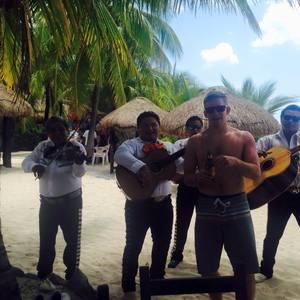 Meet your Posher, Tyler